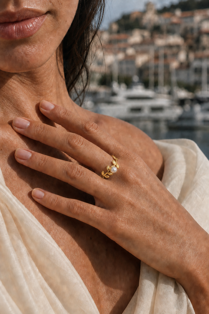 Vine Pearl Ring — 18K Gold